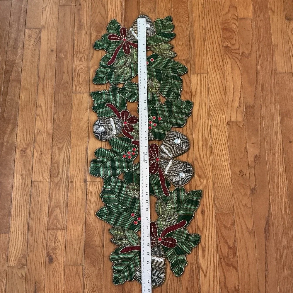 RARE KIM SEYBERT HOLLY SILVER BELLS CHRISTMAS BEADED TABLE RUNNER CENTERPIECE‎